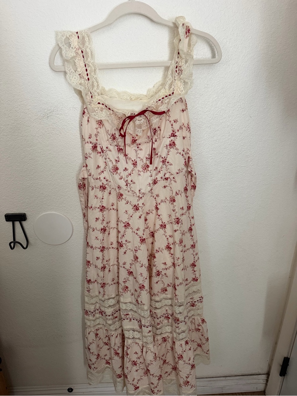 Romantic Cream Maxi Dress with Red Floral Print